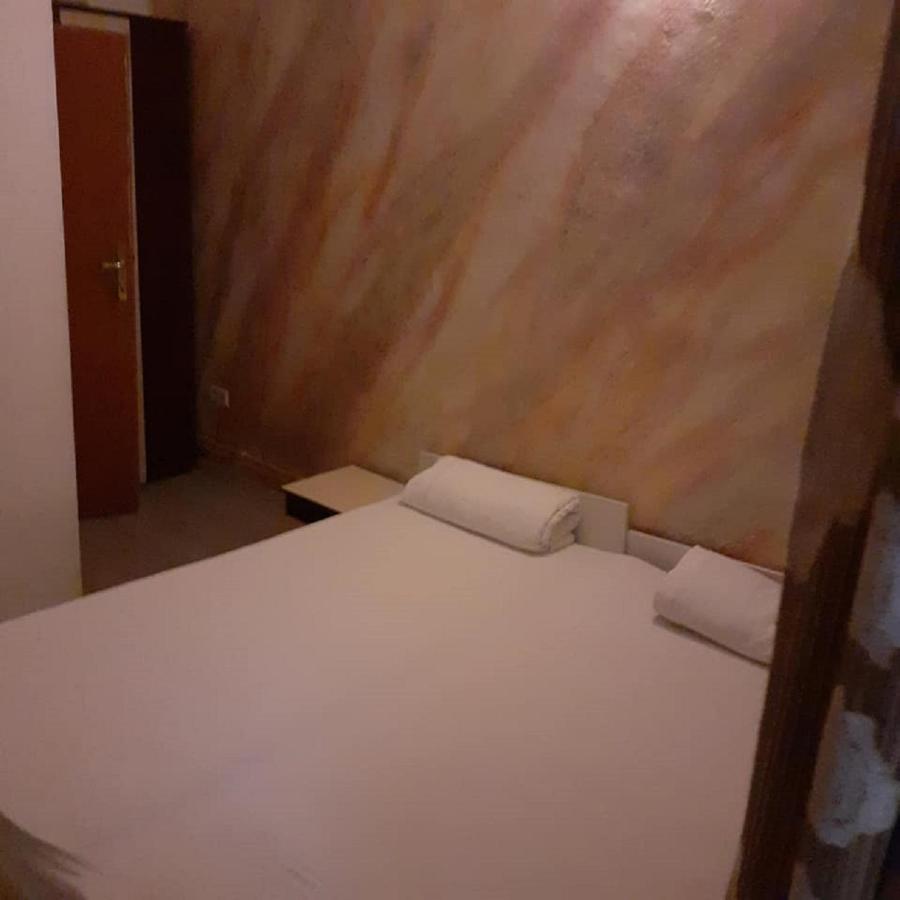 Hotel Lexus - Fost Cosmin Arad Buitenkant foto